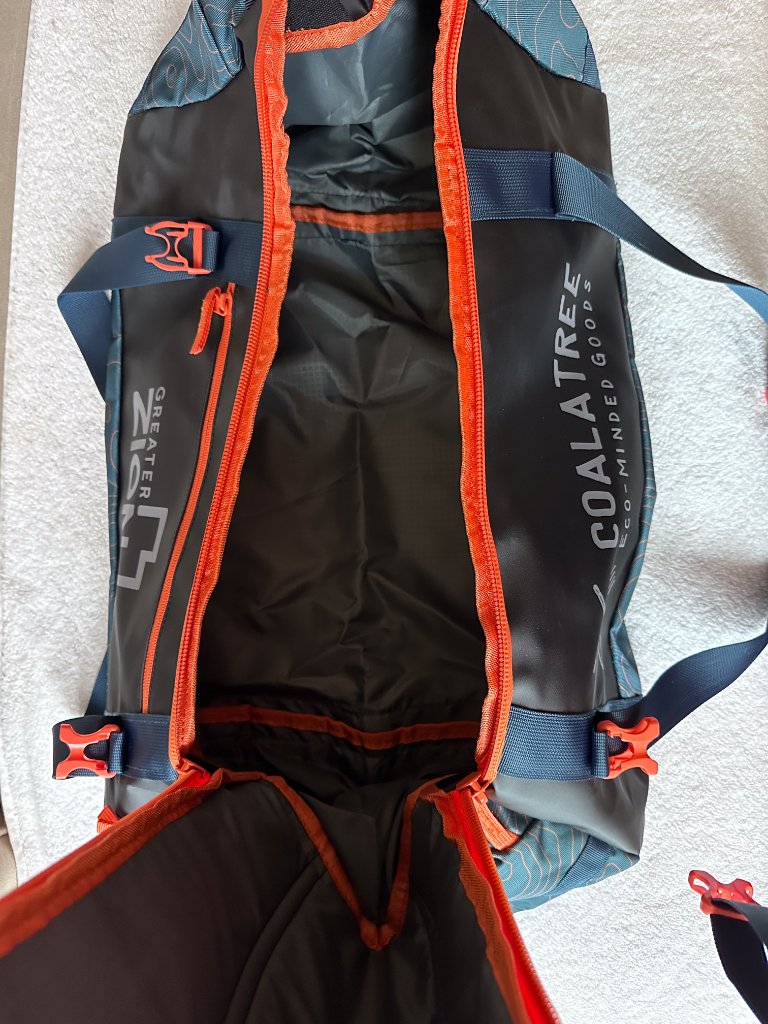 Nwt Coalatree Quest Carry-On Size Duffel Bag (Converts Into A Backpack!) — image 5 of 8